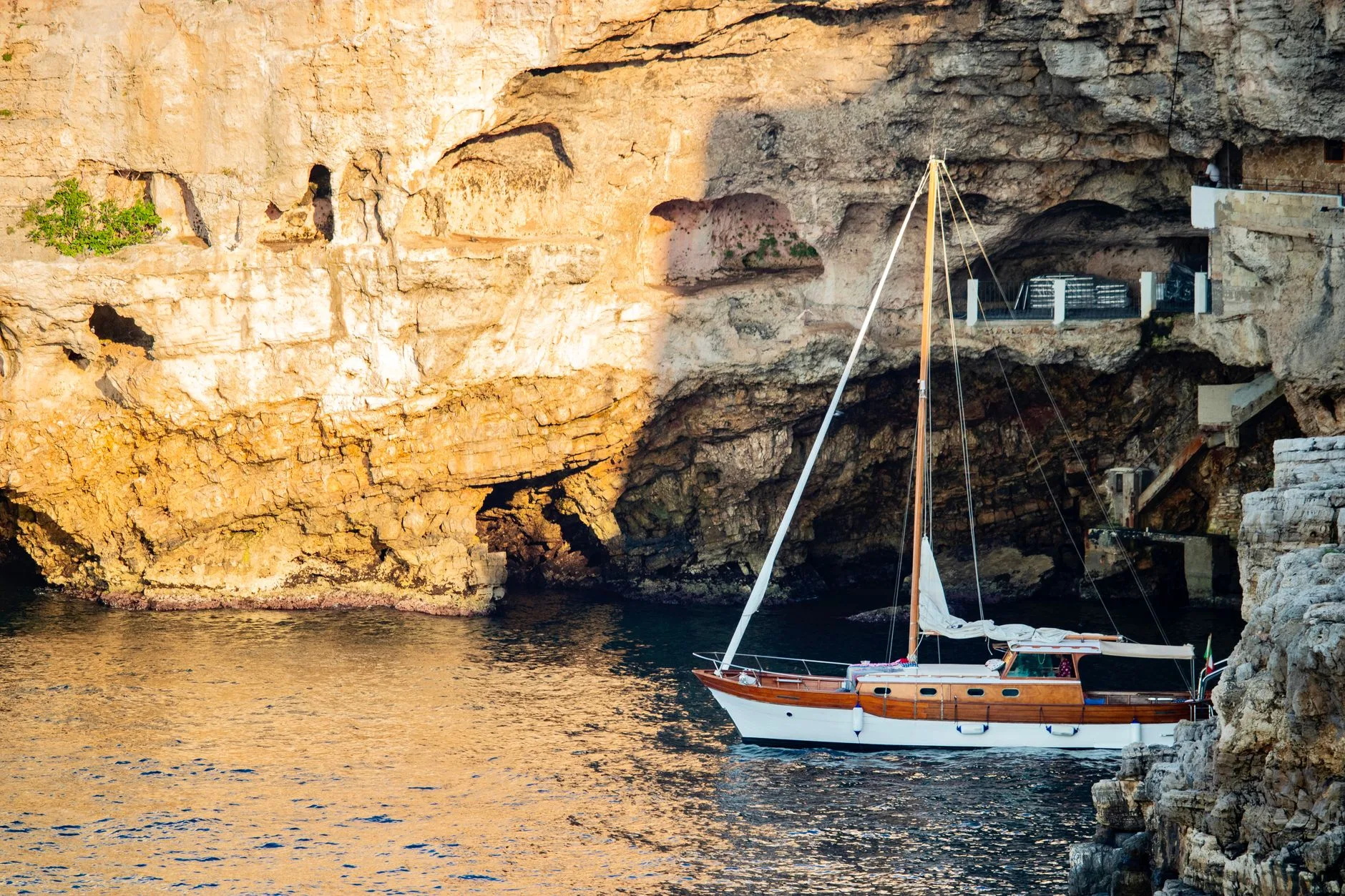 Pourquoi voir les grottes depuis la mer